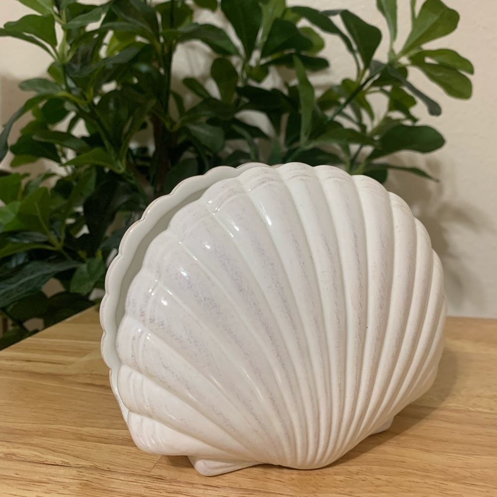 Seashell Napkin Holder🐚